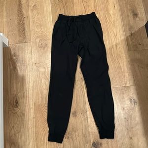 Lululemon Men’s ABC Jogger